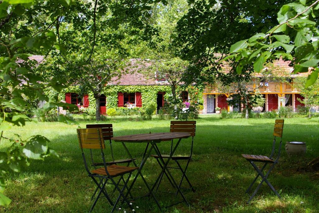 Chambres D'Hotes - Domaine De Montizeau Lailly-en-Val Εξωτερικό φωτογραφία